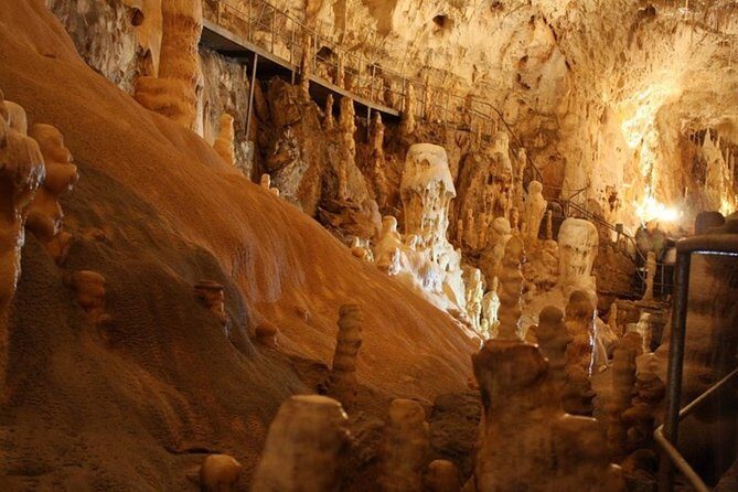 The Bear's Cave - One-Day Air conditioned car Tour from Oradea - FAQ: Your Questions Answered