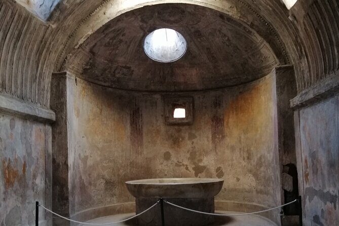 The beauty of Pompeii with a Private Expert Tour Guide / Archaeologist. - Why a Private Guided Tour Makes a Difference