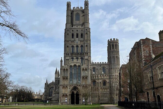 The Best of Ely Tour: A Self-Guided Audio Tour - In-Depth Review of the Ely Self-Guided Audio Tour