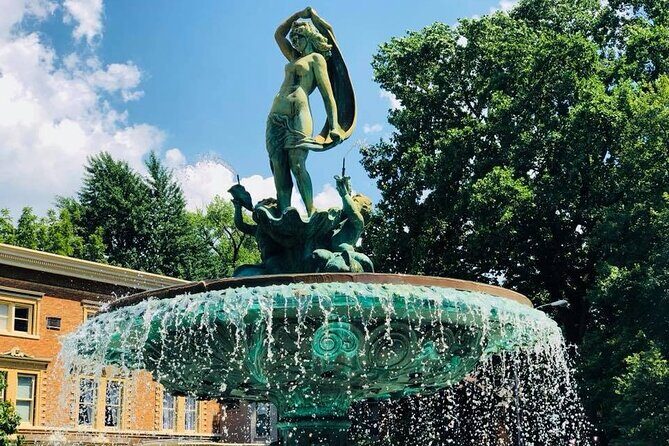 The Best of Old Louisville: 60-Minute PRIVATE Guided Walking Tour - Exploring Old Louisville in Depth