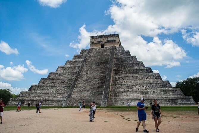 The best tour in Chichén Itzá, Valladolid and Cenote - Transportation, Group Size, and Overall Comfort