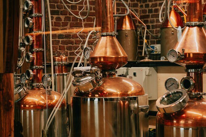 The Full Hoot Distillery Tour & Guided Hooting Owl Experience - An In-Depth Look at the Hooting Owl Experience