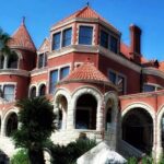 The Ghosts of Galveston Guided Walking Tour - Who Should Consider This Tour?