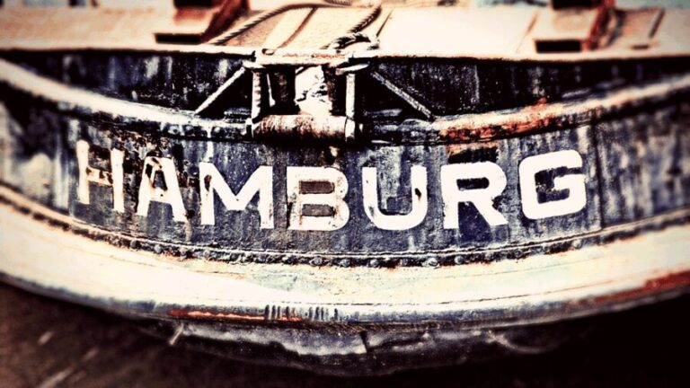 The Kiez-Captain Hamburg city tour & Speicherstadt tour - A Deep Dive into Hamburg’s Heart on a 2-Hour Guided Walk