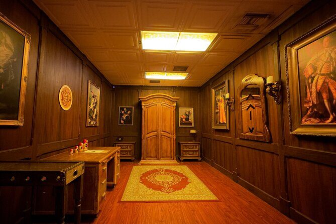 The Lair of The Puzzlemaster Private Escape Room in California - A Closer Look at The Lair of The Puzzlemaster