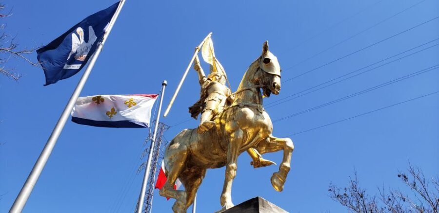 The Local's Guide to the French Quarter Tour - Exploring the French Quarter by Night: A Detailed Review