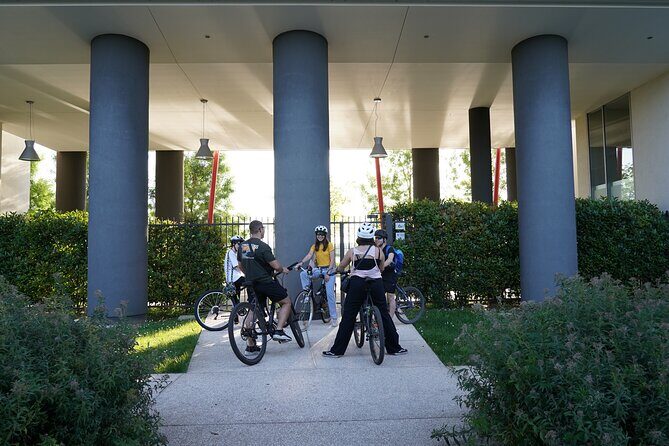 The Milan you don't expect, bike tour with picnic on the lake - Practical Details