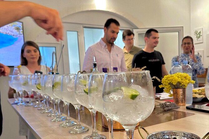 The Smidgin Experience - A Unique Gin & Cocktail Tasting Tour! - Valuable Aspects of the Experience
