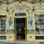 The story of Porto behind its tiles - Why this tour is worth considering