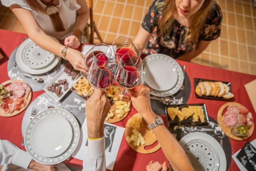 THE TRADITIONS OF VALPOLICELLA: WINE, EVO OIL, AND HONEY TASTING - Deep Dive into the Details