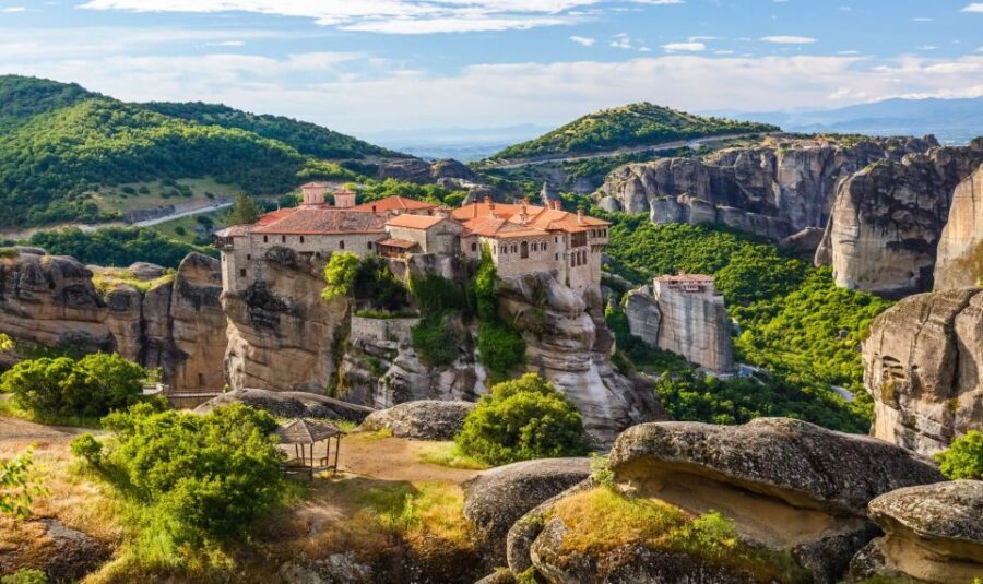 Thessaloniki: 3-Day Meteora Trip with Tours, Museum & Hotel - Detailed Review of the 3-Day Meteora Experience