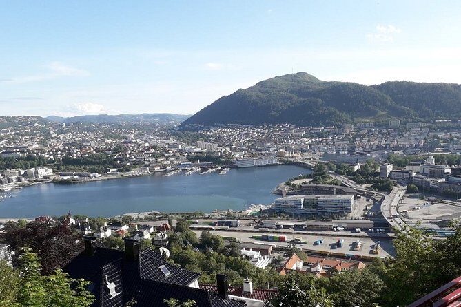 Three-summit hike in Bergen - Who Will Enjoy This Tour?