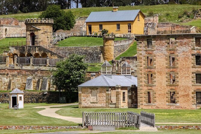 Time Traveler Tale Unveiling History at Port Arthur Full Day Tour - An In-Depth Review of the "Time Traveler Tale" Tour