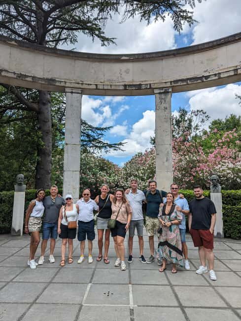 Tirana: Presidential Palace and Zoo Guided Bike Tour - Why Choose This Tour?