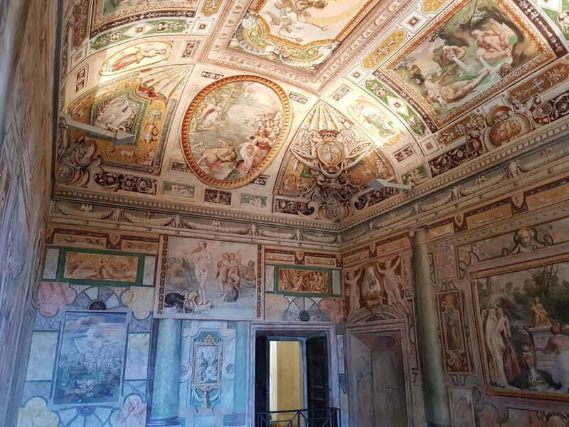 Tivoli:Skip the Line Ticket to Villa d'Este + Audioguide APP - Meeting Point and Visiting Hours