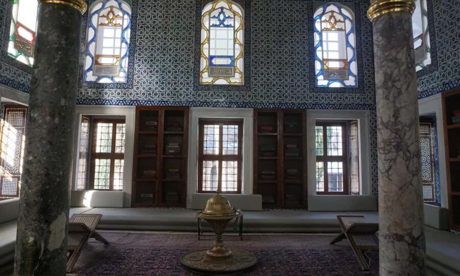 Topkapi Palace & Hagia Sophia Tickets + Audio Guide - Authentic Experiences and Practical Tips