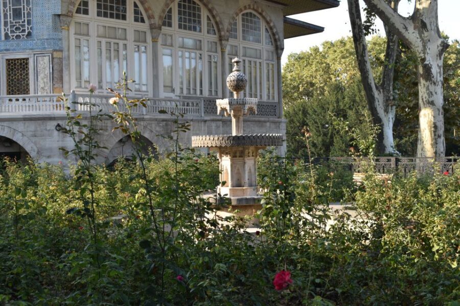 Topkapi Palace Tour: Scenes of the Ottoman Empire - An In-Depth Look at the Topkapi Palace Guided Tour