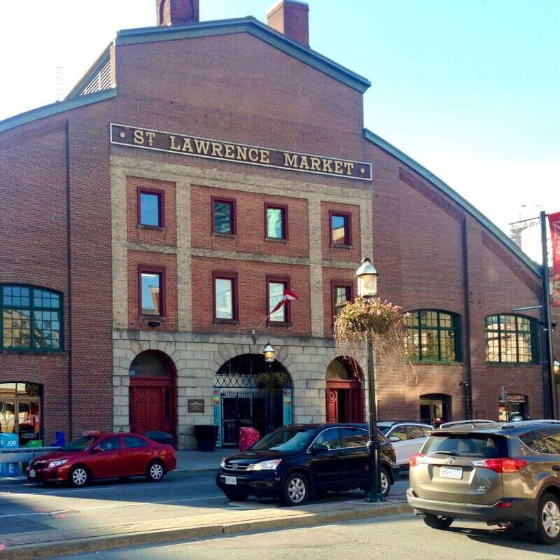 Toronto: City Walking Tour - Exploring the Waterfront and PATH