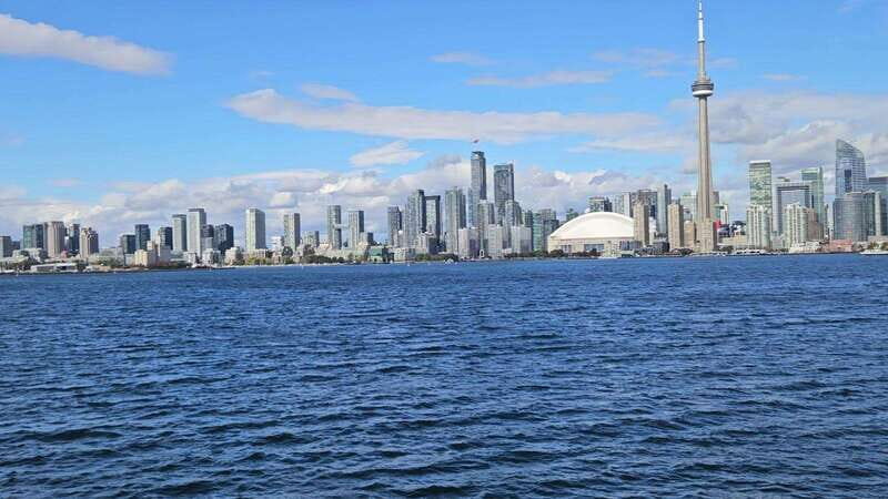 Toronto: Highlights Drive and Walking Tour - Transportation and Group Size