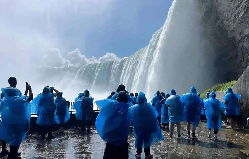 Toronto: Niagara Falls, Boat Ride & Journey Behind the Falls - What Could Be Better?