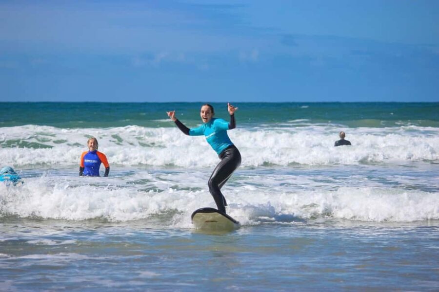 Torquay: 3-Lesson Surf Course with Online Theory Modules