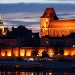 Torun Old Town Highlights Private Walking Tour - Extending the Experience: Longer Options for Deeper Discovery