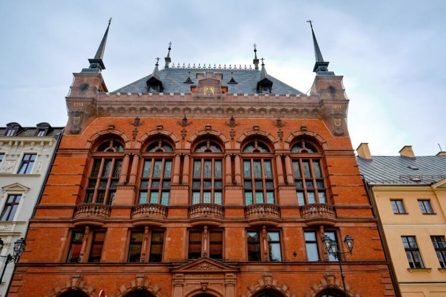 Torun: Private Walking Tour of a Medieval Town - Exploring Torun: A Deep Dive into the Experience