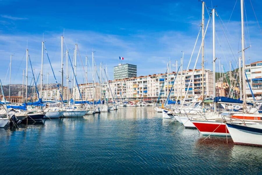 Toulon: Express Walk with a Local in 60 minutes - A Closer Look at the Toulon Express Walk