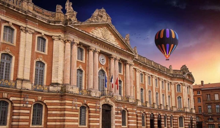 Toulouse: Christmas Market Walking Tour - An In-Depth Look at the Toulouse Christmas Market Walking Tour