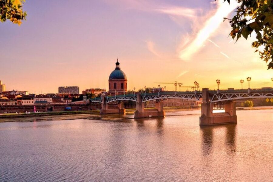 Toulouse: Private custom tour with a local guide - What You Can Expect on the Tour