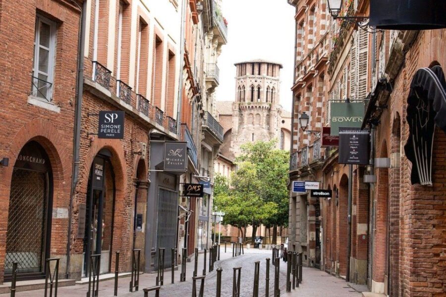Toulouse Private Guided Walking Tour - Deep Dive into the Experience