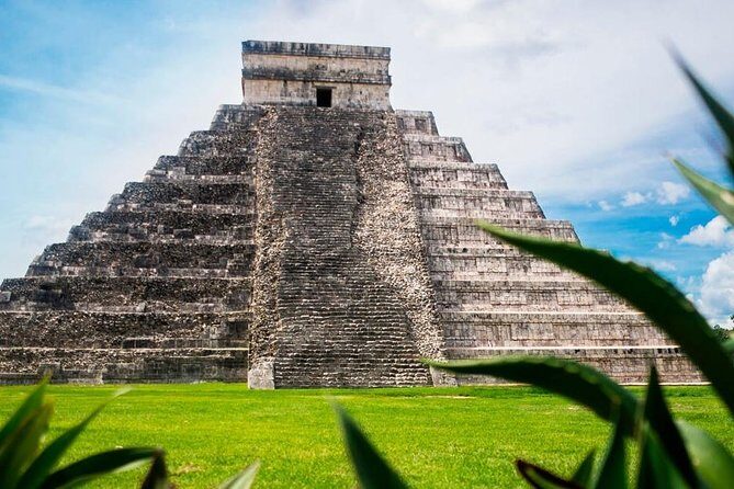 Tour Chichen Itza, Cenote & Valladolid exclusively from Cancun - An In-Depth Look at the Tour Experience