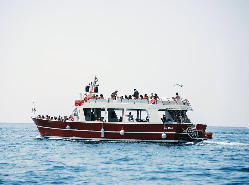 Tour in Mini crociere Alle Grotte di S. M. di Leuca - The Experience: A Closer Look