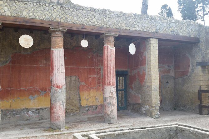 Tour in the ruins of Herculaneum with an archaeologist - Who Will Love This Tour?