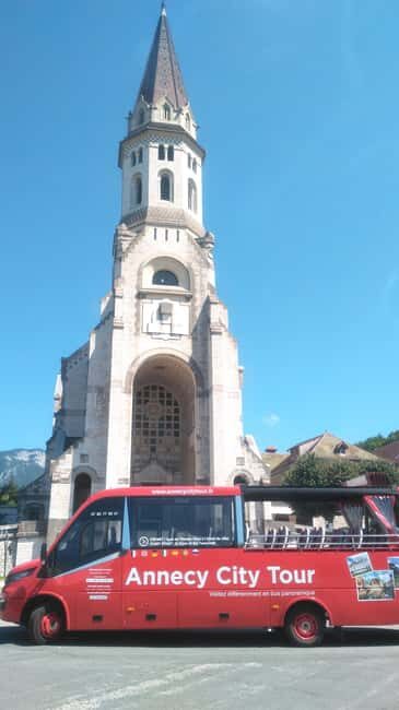 Tour of Annecy by convertible bus - A Closer Look at the Tour Experience
