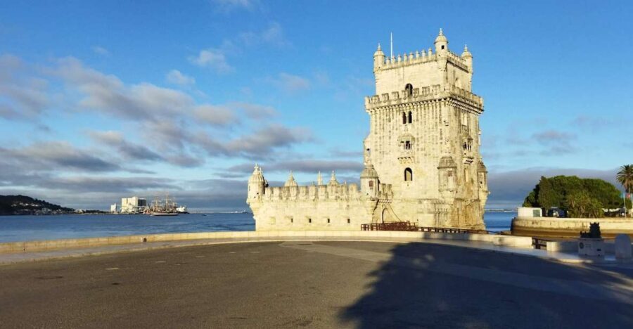 Tour of Lisbon monuments and viewpoints - What Makes This Tour Stand Out