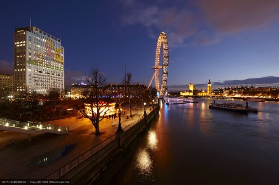 Tour of London and Christmas Day Lunch Cruise - An In-Depth Look at the Experience