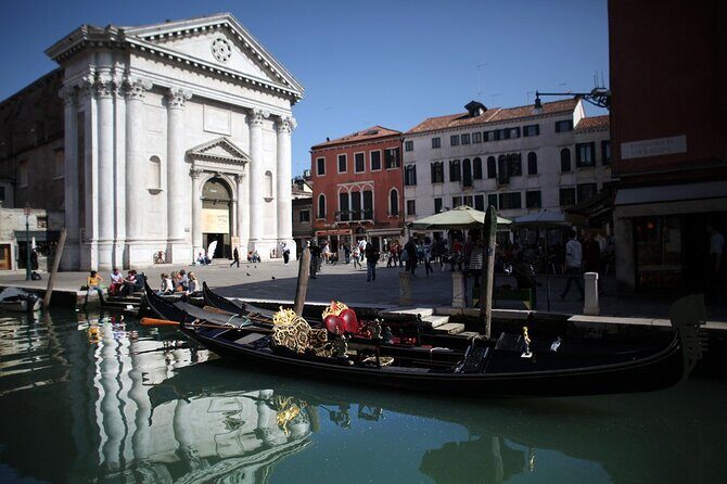 Tour on the Trails of Commissario Brunetti in Venice - Who Is This Tour Best For?