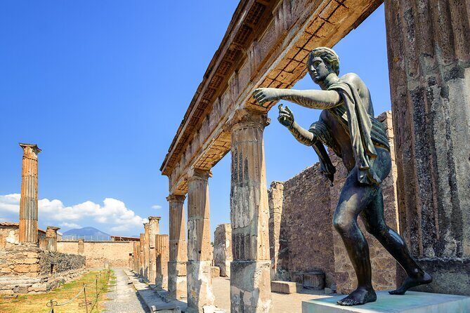 Tour to Discover Pompeii and Vesuvius - Pompeii: Walking Through Ancient Rome