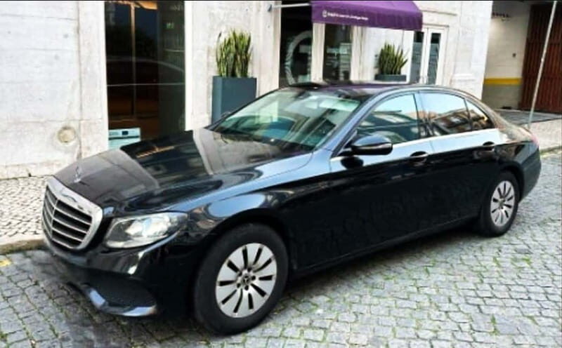 Tour to Fátima, Nazaré and Óbidos - LUXURY SEDAN - Transportation and Group Dynamics