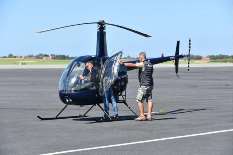 Toussus le Noble: 30 minutes Helicopter Flying Lesson - The Route and Scenic Highlights