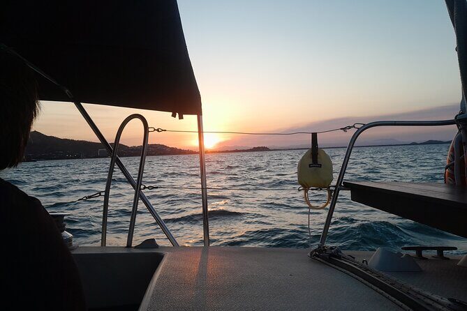 Townsville Sunset Sail Cruise Boat Tour Charter Hire Sailing Hire - The Experience in Detail