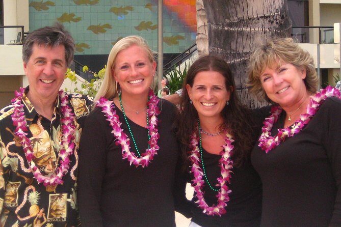 Traditional Airport Lei Greeting on Lihue Kauai - Why This Tour Works Well