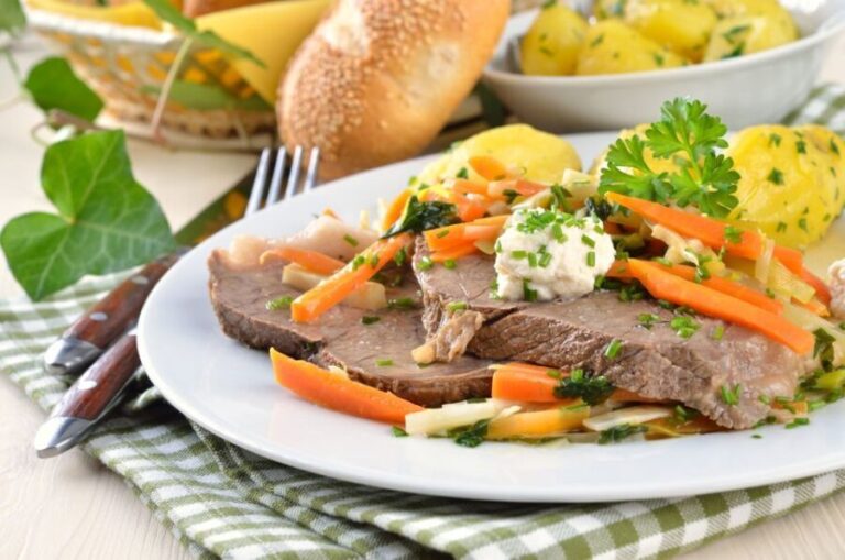 Traditional Austrian Food with Vienna Old Town Private Tour - An In-Depth Look at the Experience