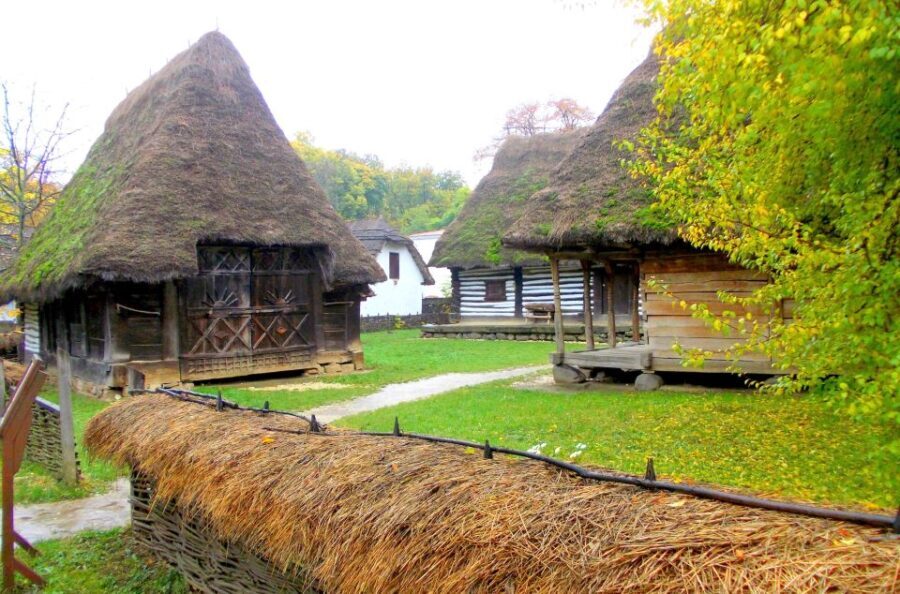 Traditions in Bucharest: Village Museum and Wine Tasting - Why This Tour Works Well