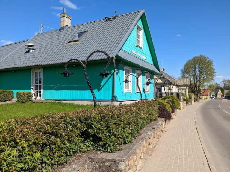 Trakai: Traditional Restaurant Set Menu with Castle view - FAQs