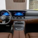 Transfer from Heathrow Airport LHR to Central London by Sedan - In-Depth Review: The Practical Benefits of a Heathrow to London Sedan Transfer