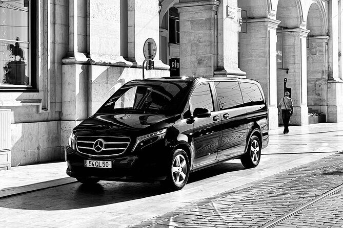 Transfer from Lisbon Airport to Lisbon city - The Experience in Detail