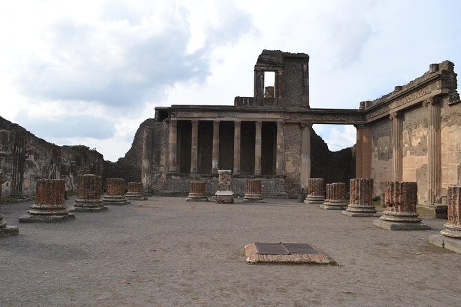 Transfer from Naples to Positano with 2 hours Private Tour in Pompeii - Authentic Experiences That Make the Difference