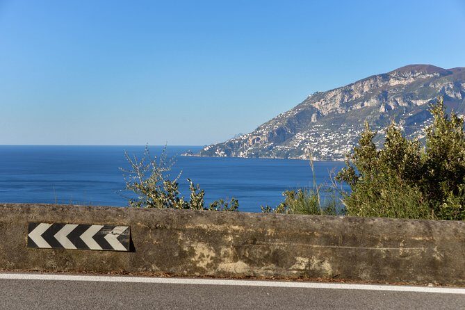 Transfer from Naples to Sorrento (or Viceversa) - Who Will Appreciate This Service?
